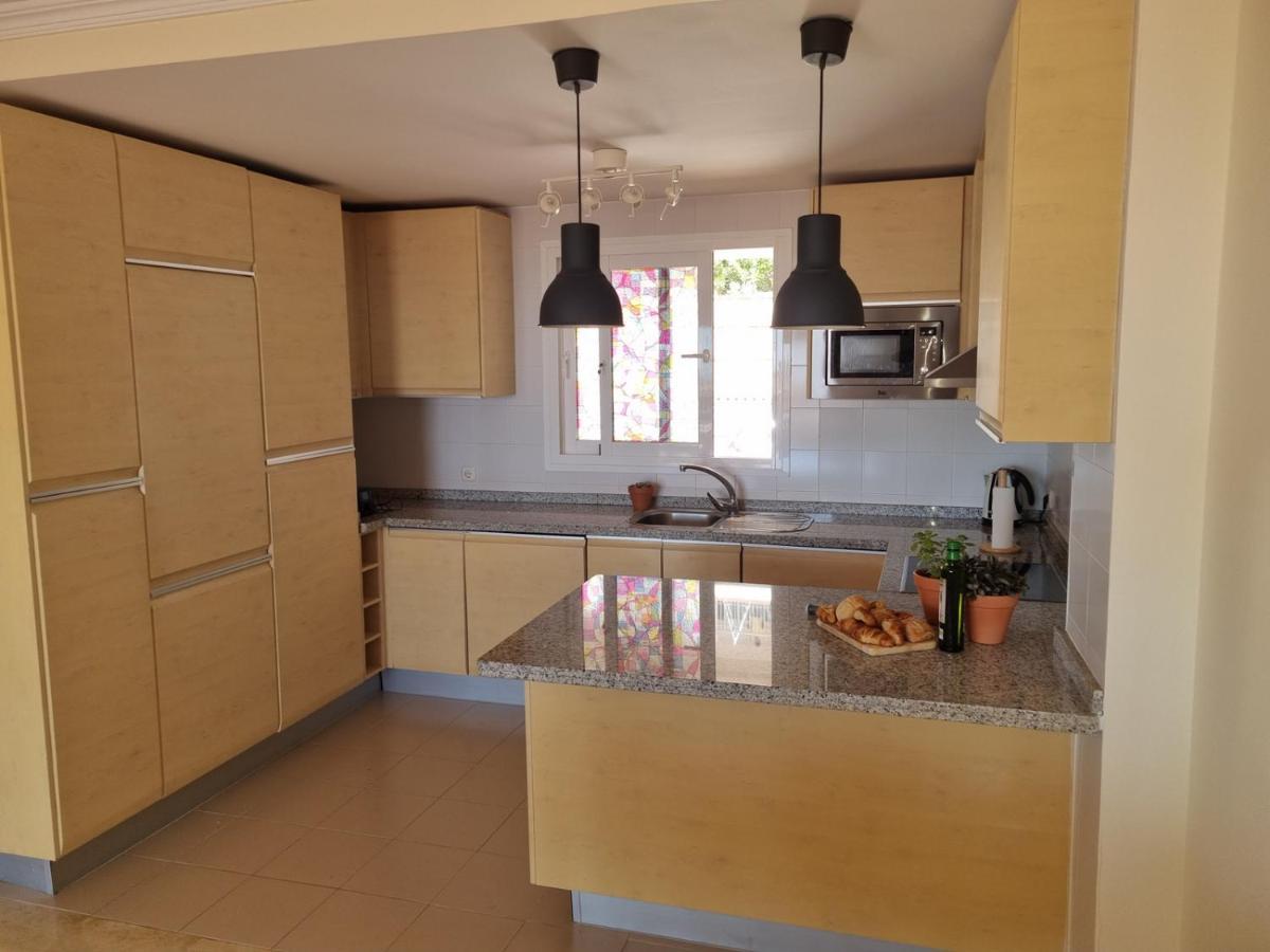 Elegant Apartment With Fantastic Views At The Top Of Calahonda Sitio de Calahonda Екстер'єр фото